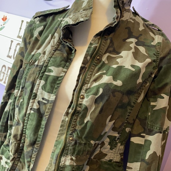 Love tree small cammo jacket - Picture 3 of 5